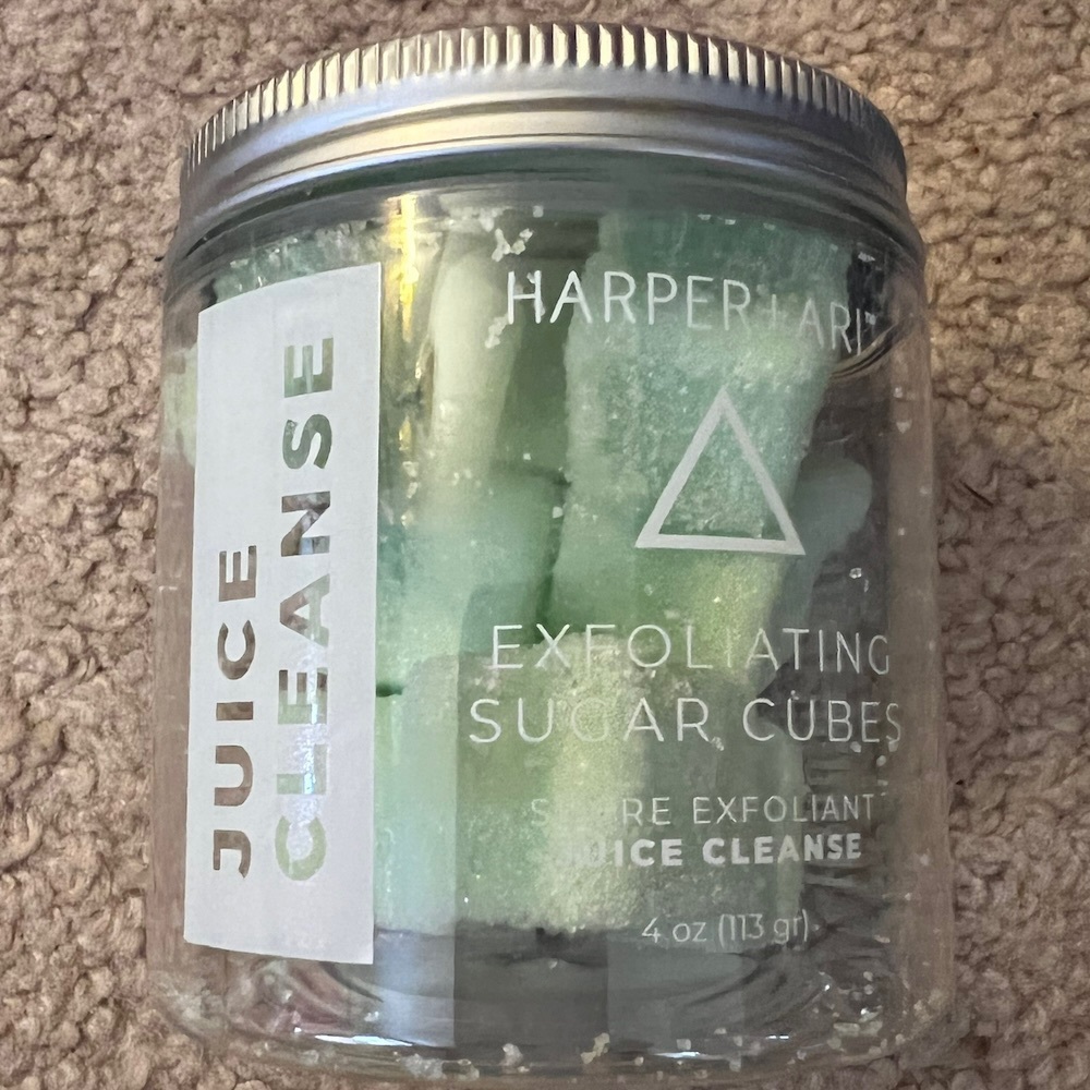 Harper + Ari. Juice Cleanse Exfoliating Sugar Cubes.